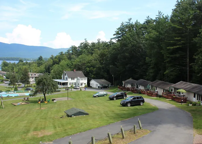 Hill View Motel And Cottages